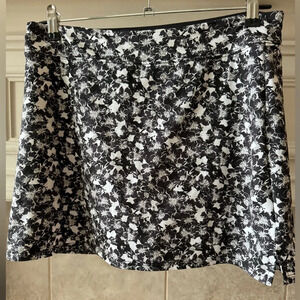 Tranquility by Colorado Clothing Women's Golf Skirt- Small- Black Print